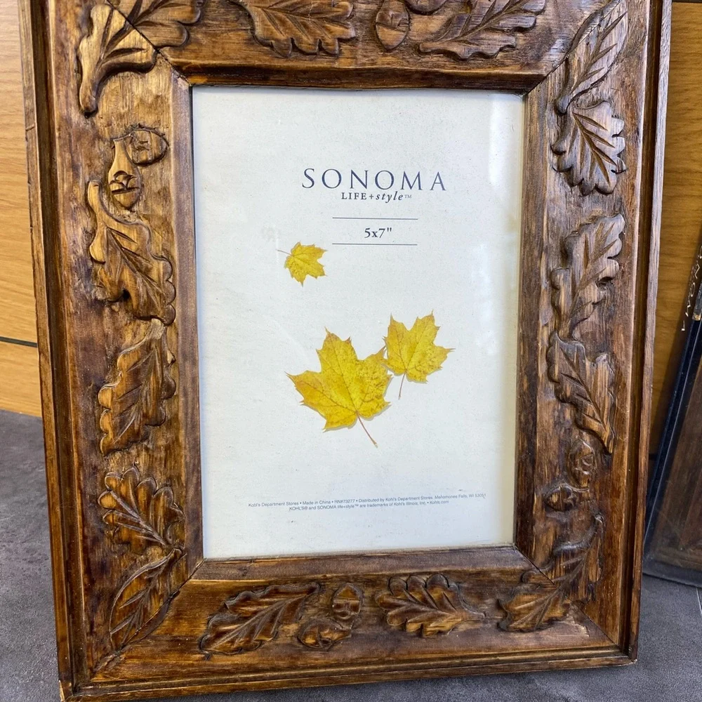 Sonoma Pair of Rustic wooden Brown Leaf Design Frames for‎ 5 x 7 picture-New
